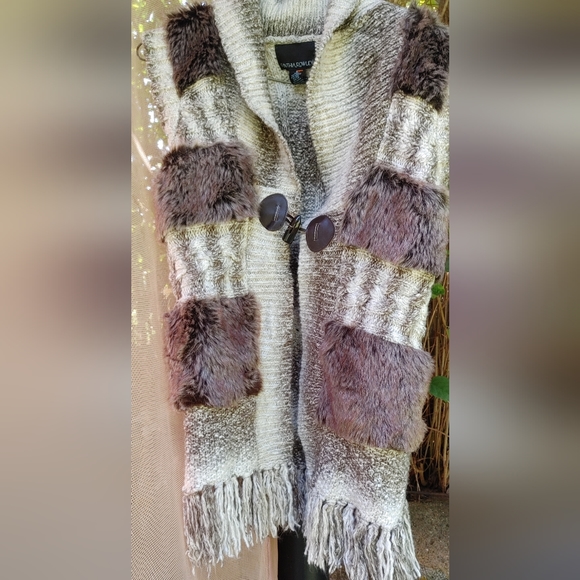 Cynthia Rowley sweater vest SZ.S NWT - Picture 3 of 7